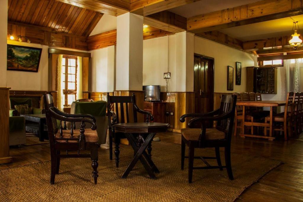 Ken & Twill Hotel Shillong Kültér fotó